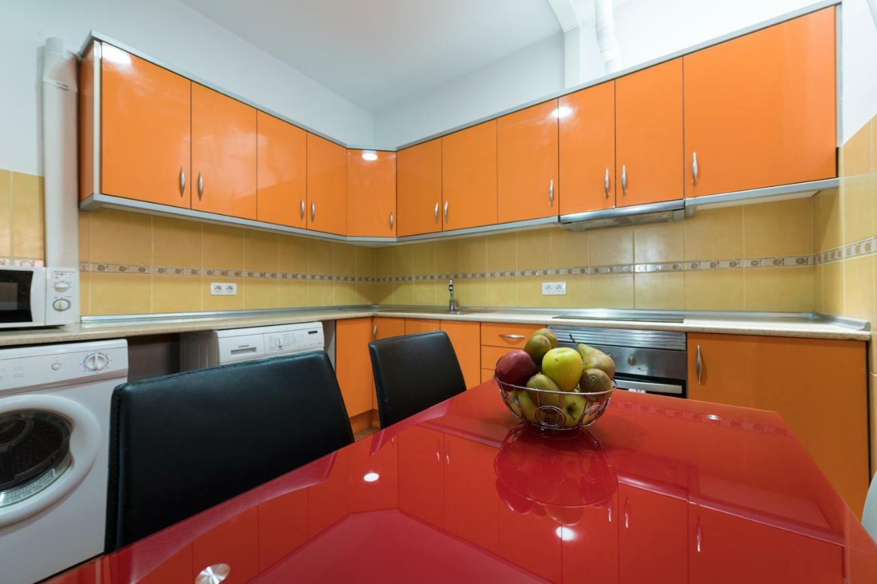 Private Solarium - 2br House Near The Airport Holiday home *
